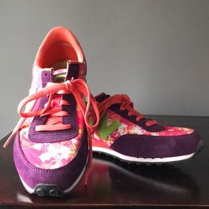 Spring New Balance Sneakers